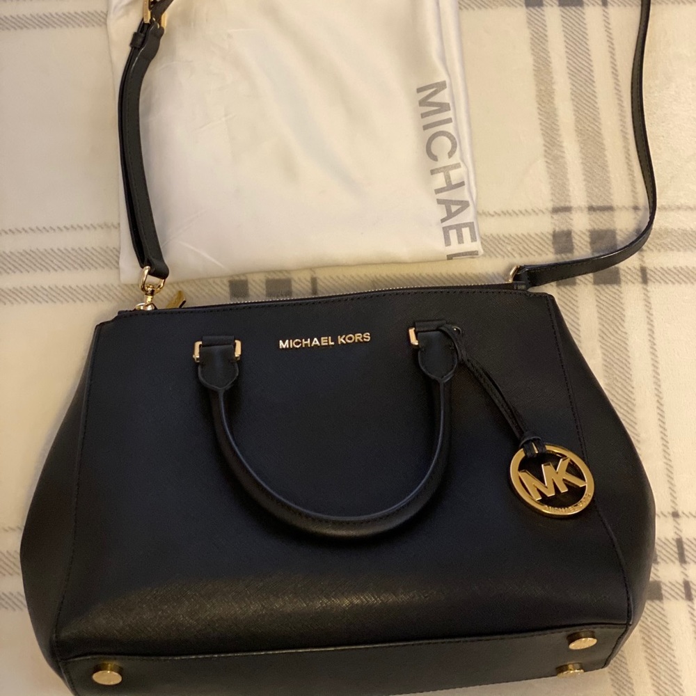 Michael Kors Medium Saffiano Bag